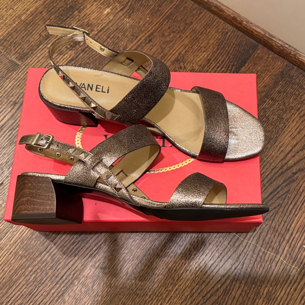 Vaneli Women's Metallic Sandals Size 11N